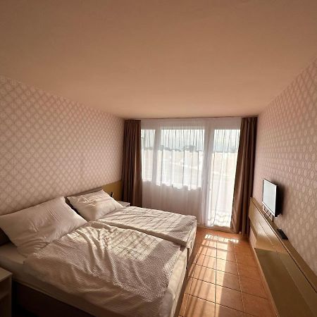 Part Hotel Siófok Exteriér fotografie