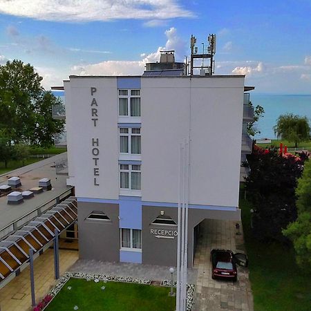 Part Hotel Siófok Exteriér fotografie