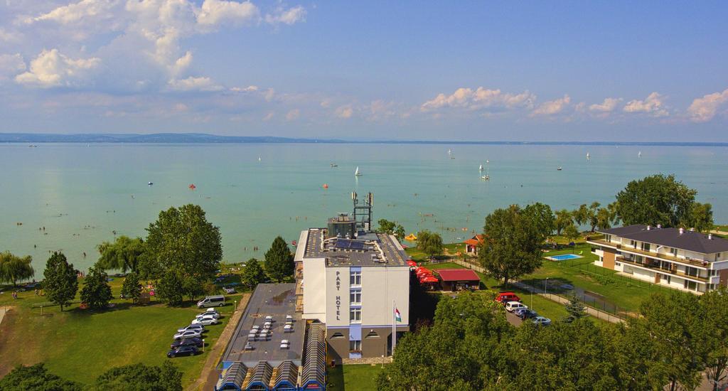 Part Hotel Siófok Exteriér fotografie