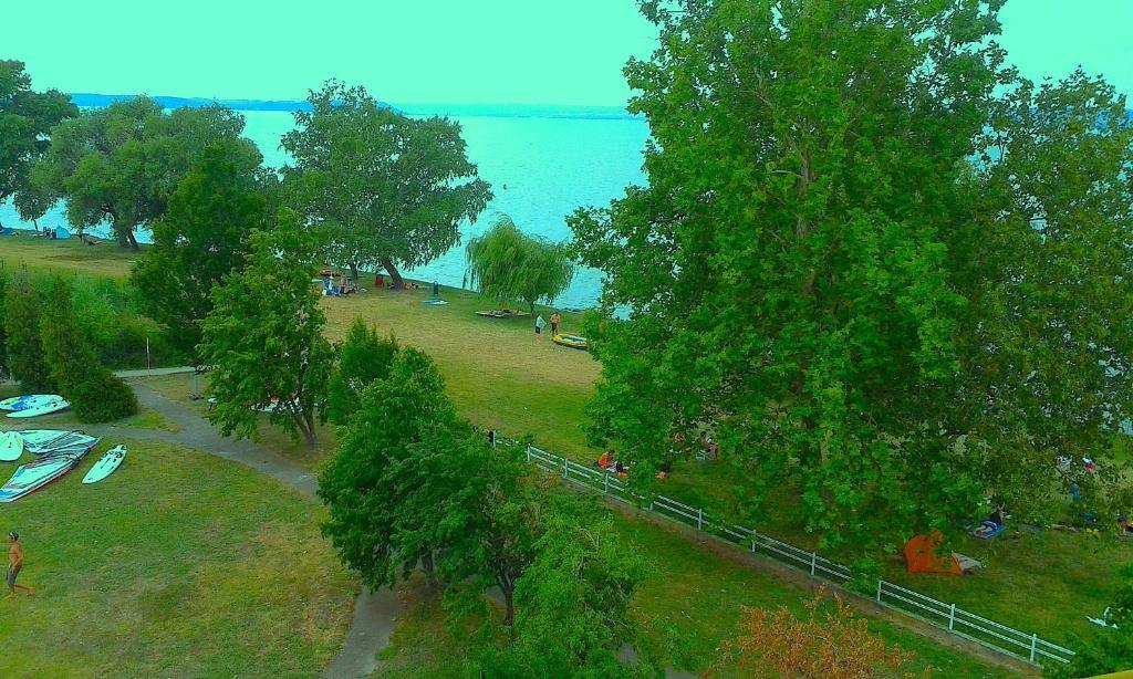 Part Hotel Siófok Exteriér fotografie